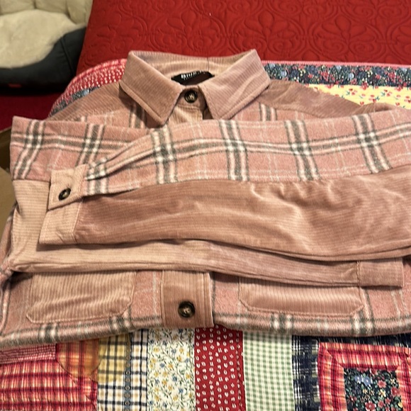 KGSB Collection Soft Flannel Plaid & Corduroy Mix Button Up Raw Hem Shirt Jacket - Picture 7 of 7